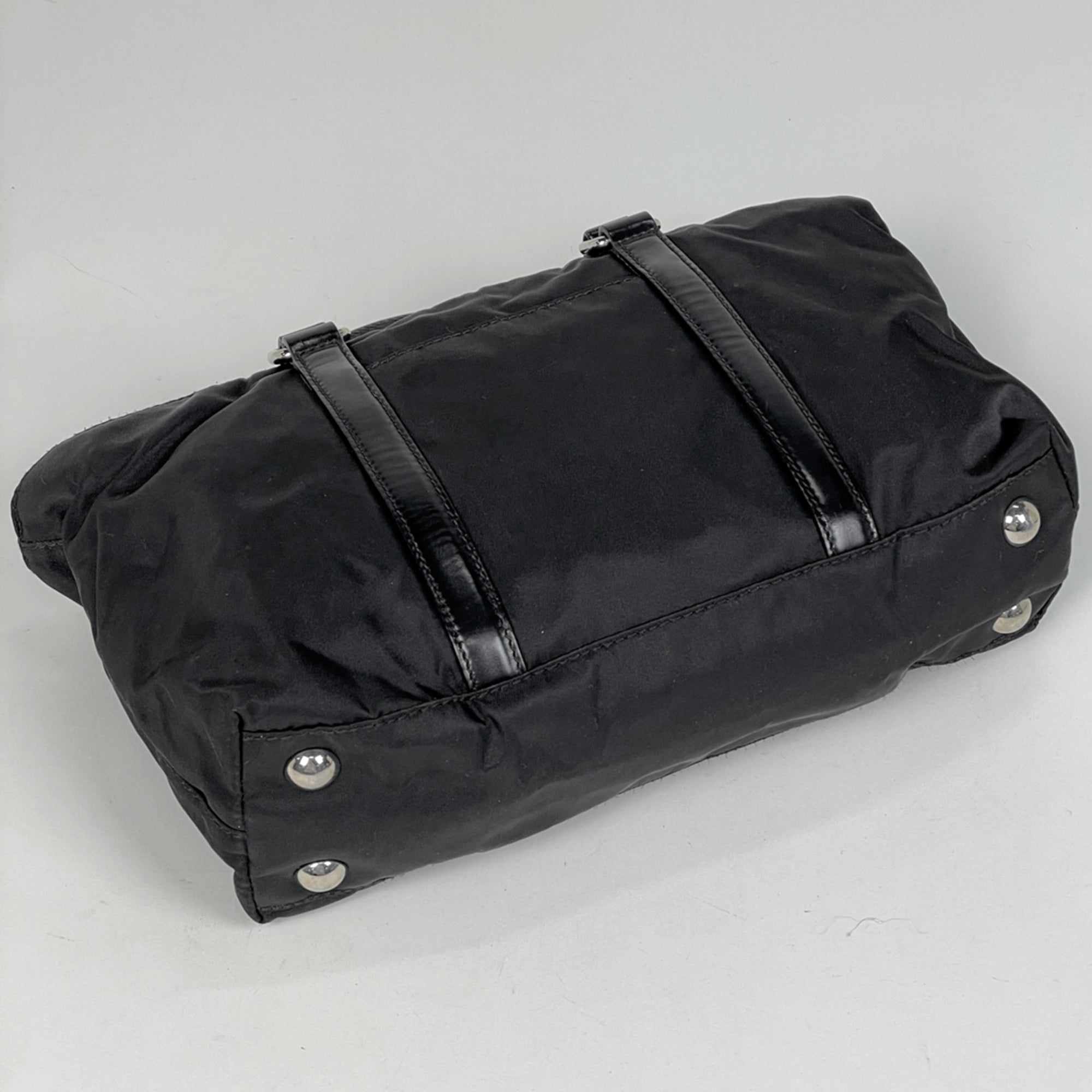 Prada Black Nylon Leather Handbag Shoulder Bag (Pre-Owned)