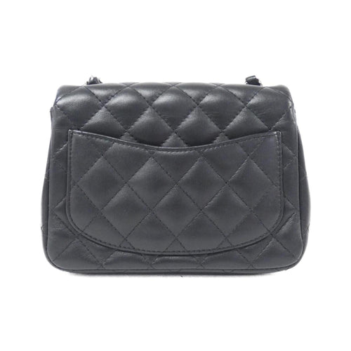 Chanel Black Leather Shoulder Bag (Pre-Owned)