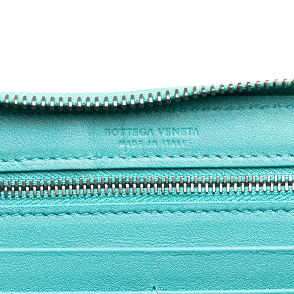 Bottega Veneta Emerald Green Leather Long Wallet (Bi-Fold) (Pre-Owned)