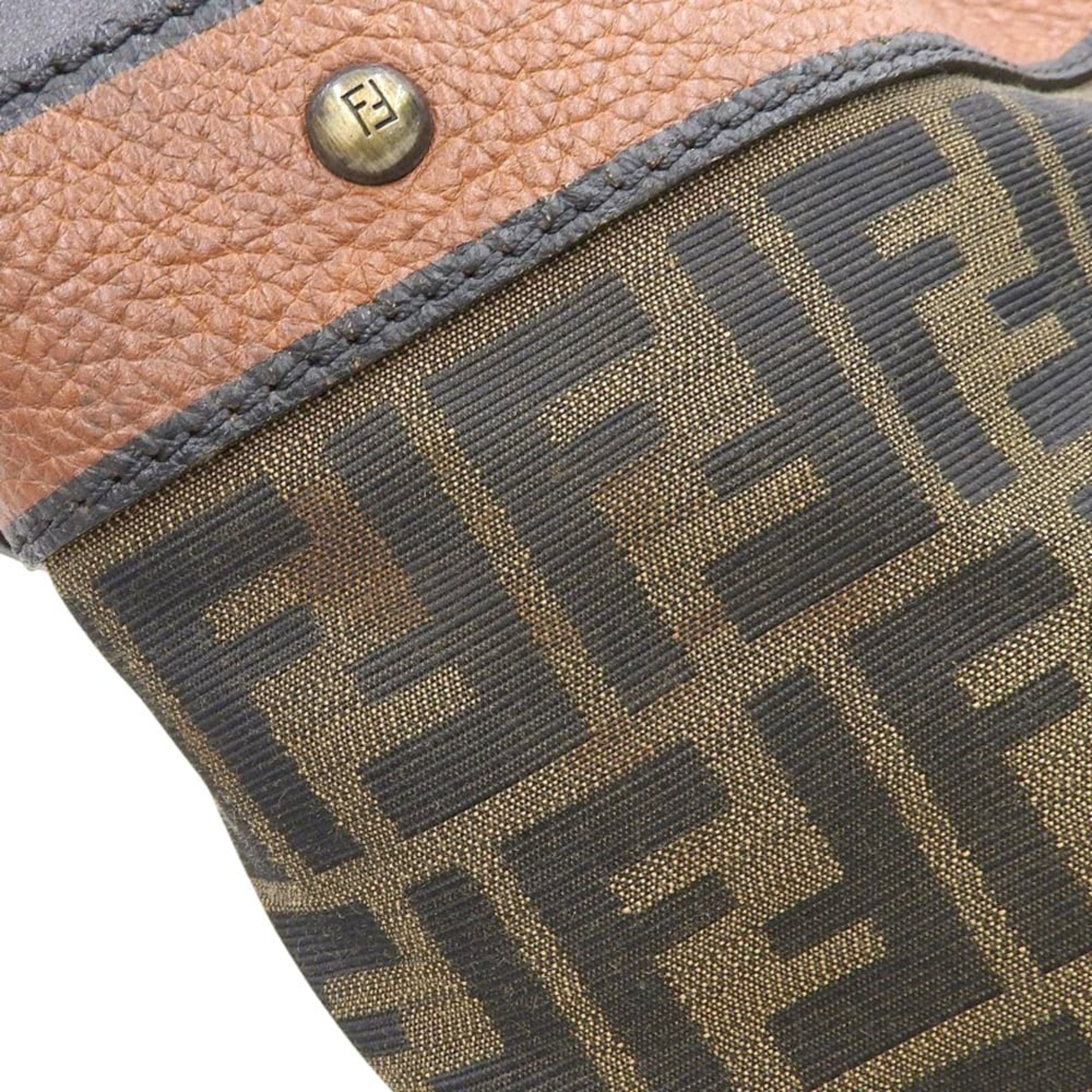 Fendi Zucca Brown Zucca Leather Shoulder Bag (Pre-Owned)