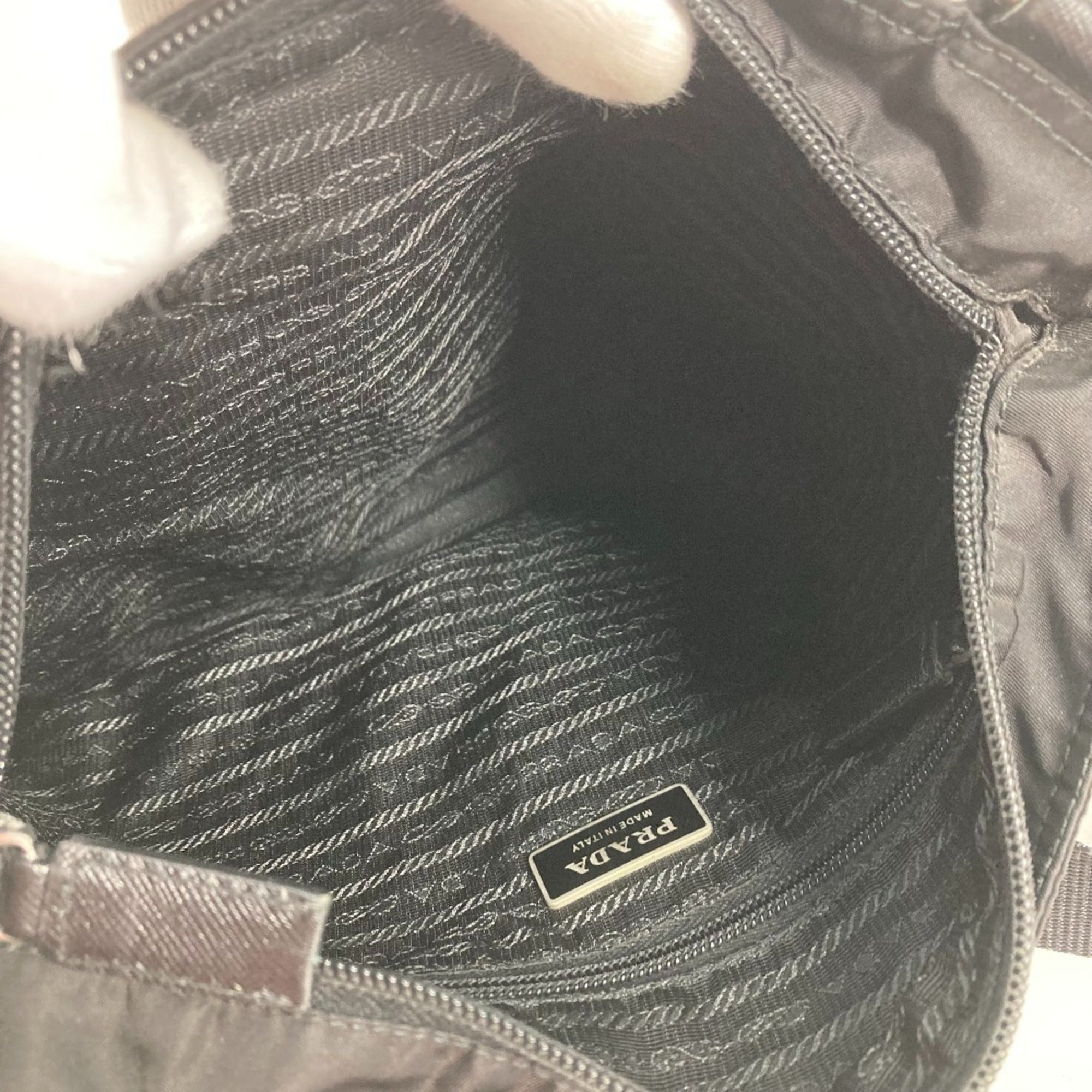 Prada Black Nylon Pochette Shoulder Bag (Pre-Owned)