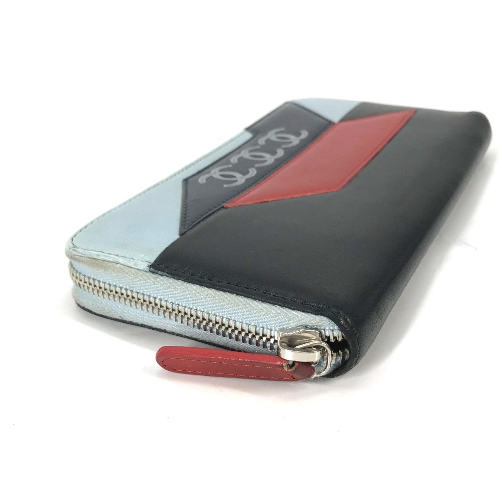 Chanel Black Leather Long Wallet (Bi-Fold) (Pre-Owned)