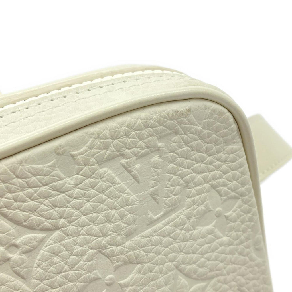 Louis Vuitton White Leather Shoulder Bag (Pre-Owned)