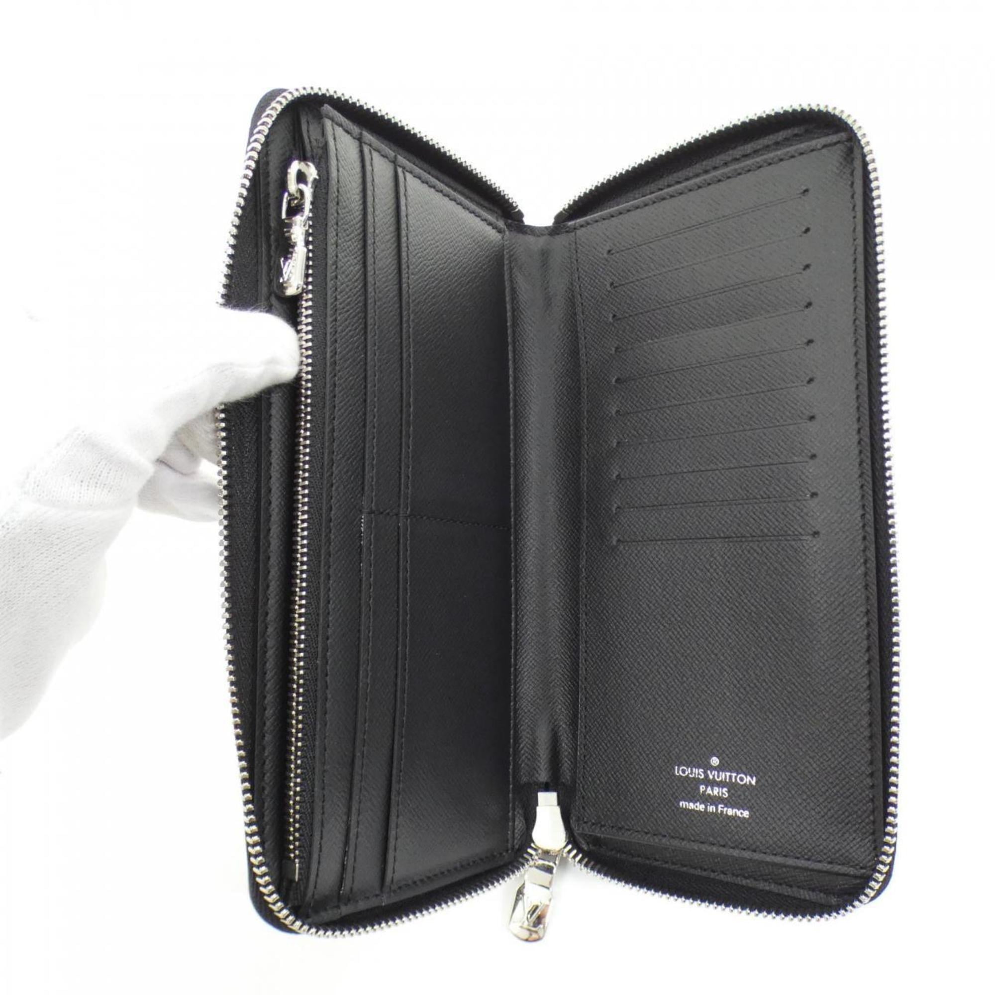 Louis Vuitton Black Taiga Leather Long Wallet (Bi-Fold) (Pre-Owned)