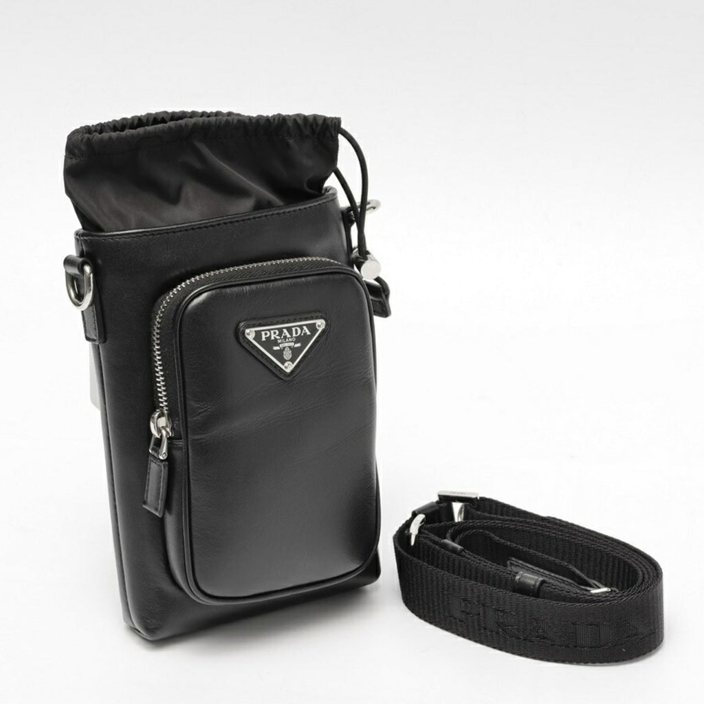 Prada Black Leather Pouch (Pre-Owned)