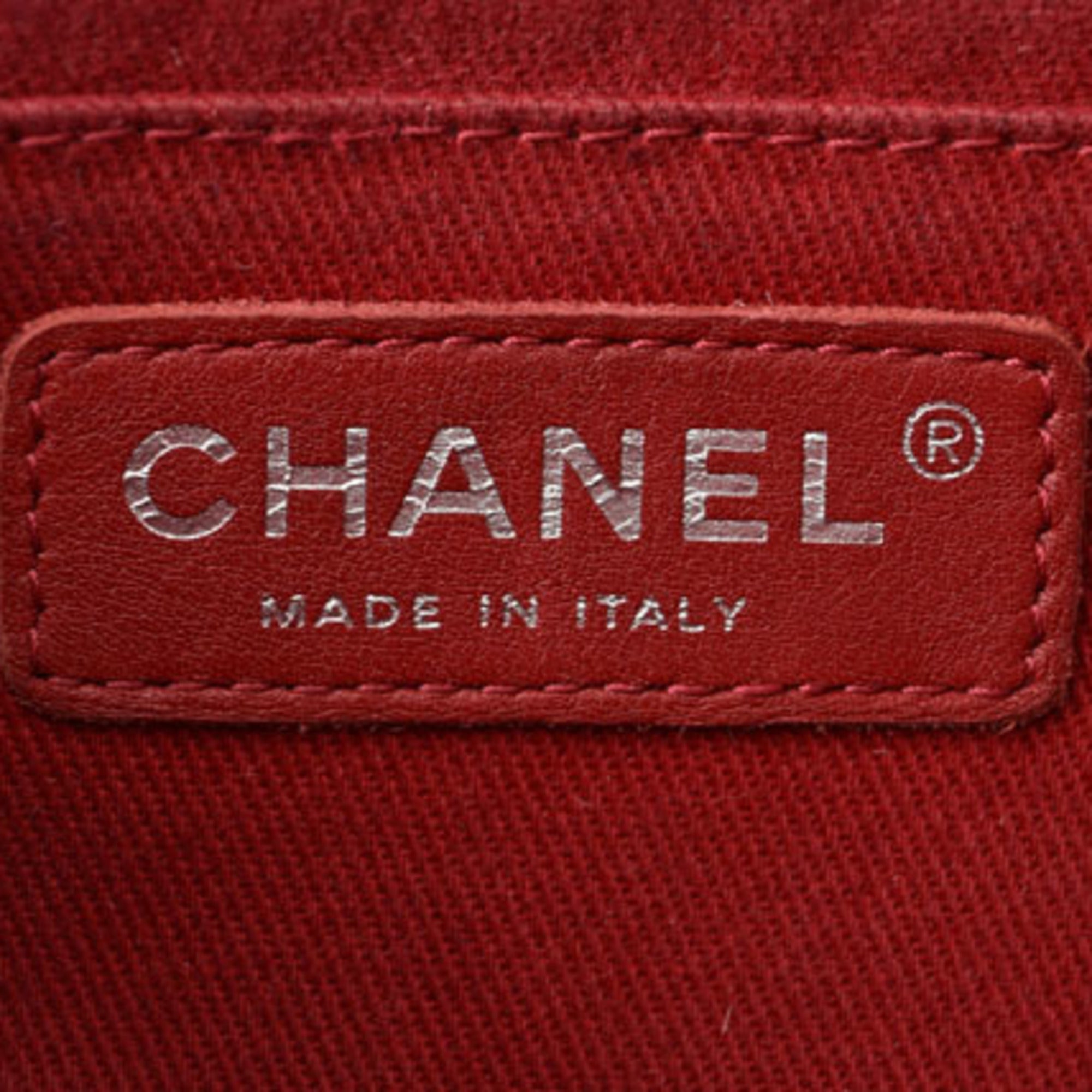 Chanel Red Color Leather Shoulder Bag (Pre-Owned)