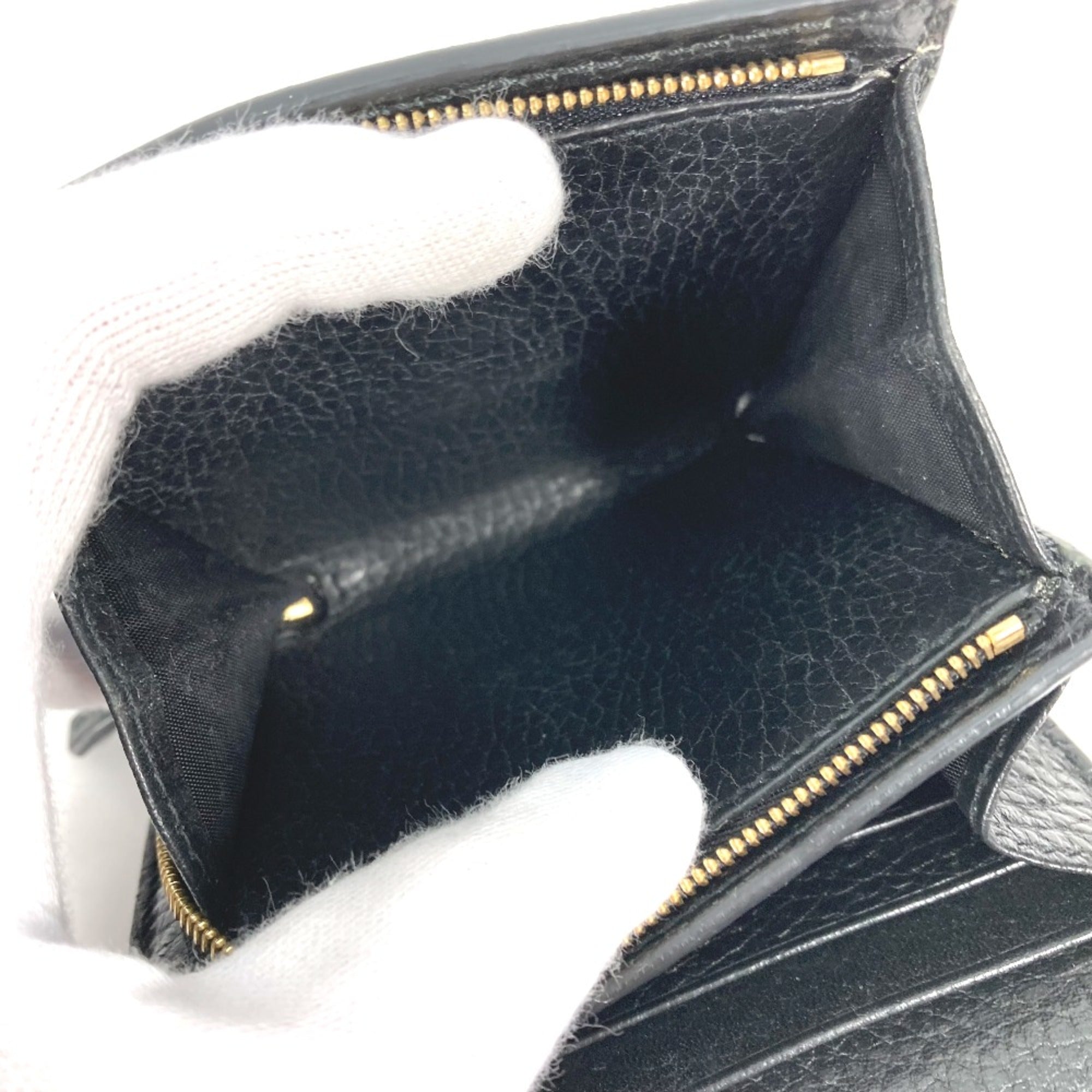 Gucci Beige Leather Wallet (Bi-Fold) (Pre-Owned)