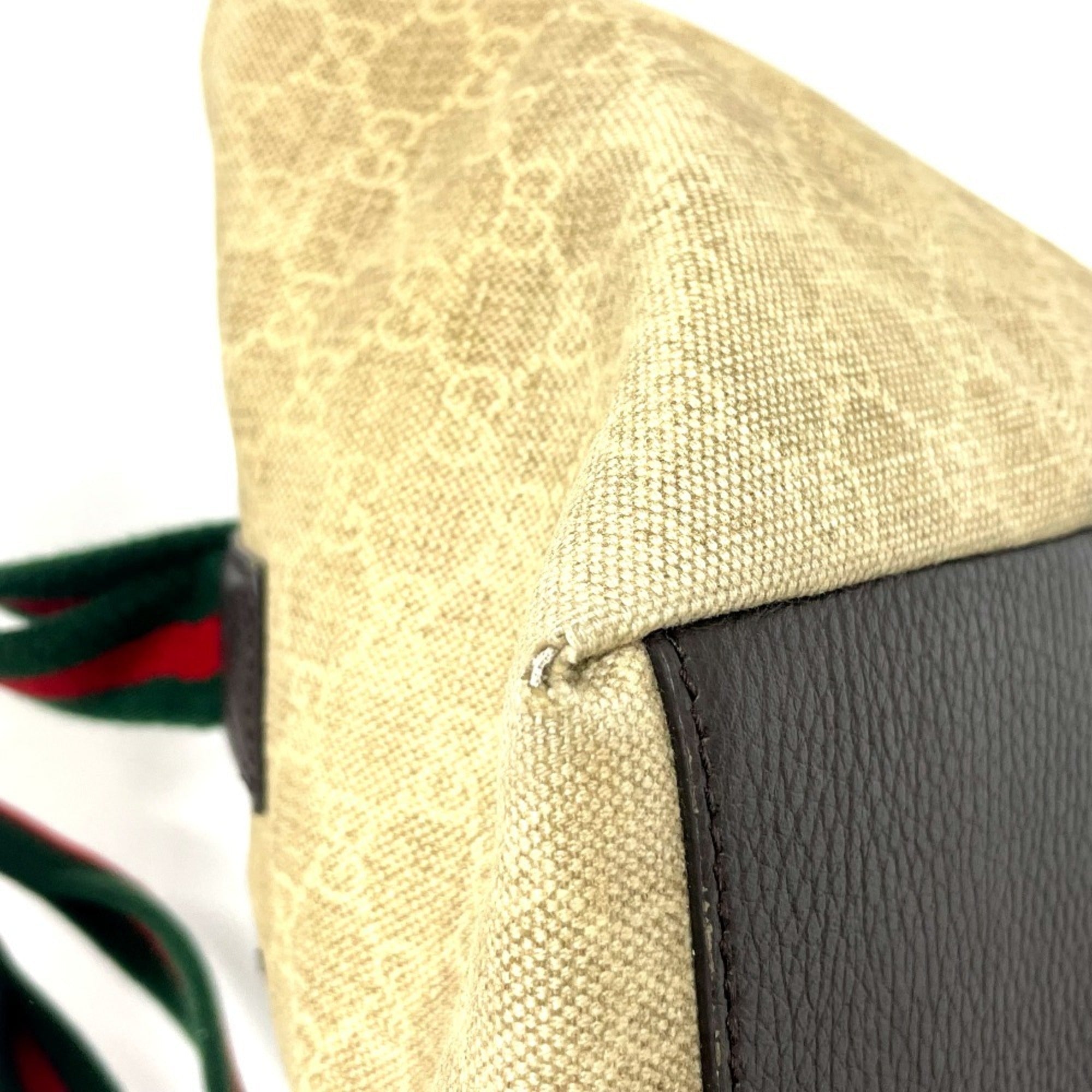 Gucci Beige Gg Canvas Tote Bag (Pre-Owned)