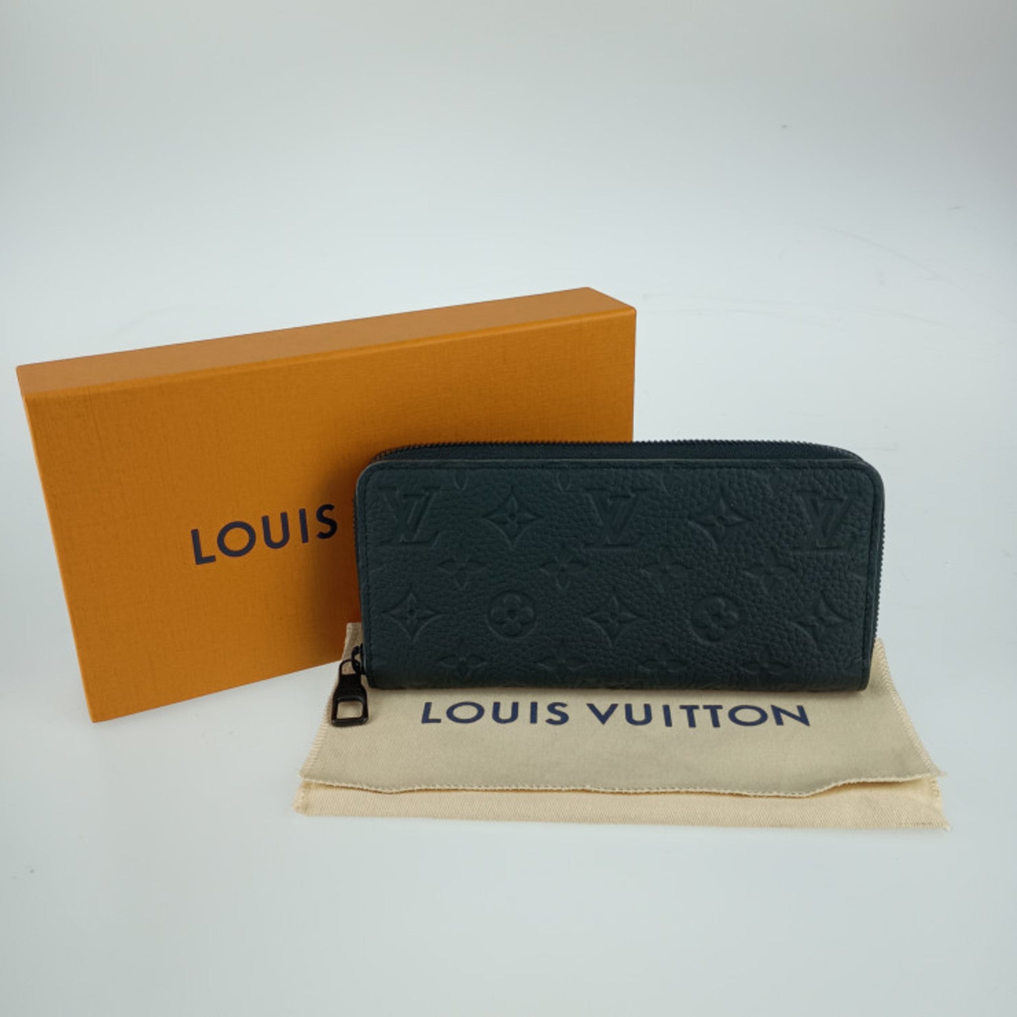 Louis Vuitton Black Leather Long Wallet (Bi-Fold) (Pre-Owned)