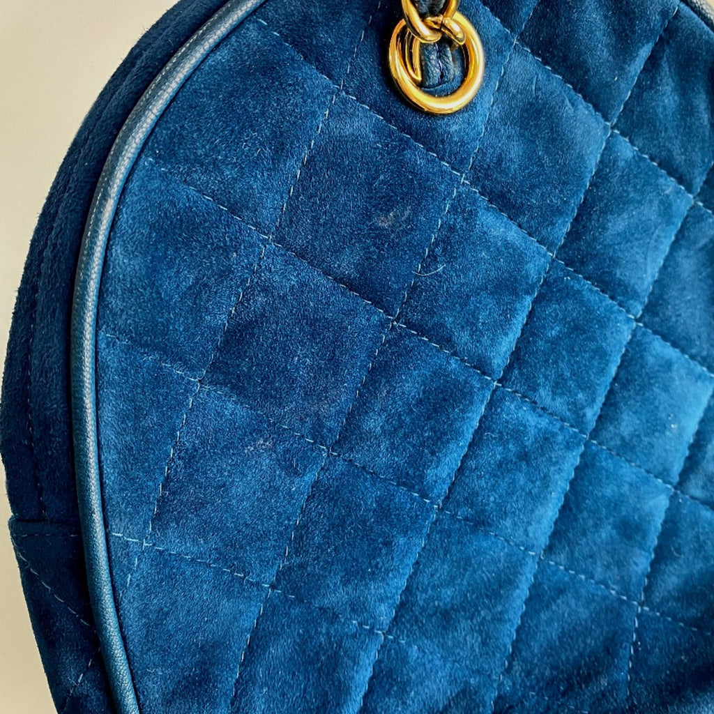 Chanel Blue Leather Handbag (Pre-Owned)