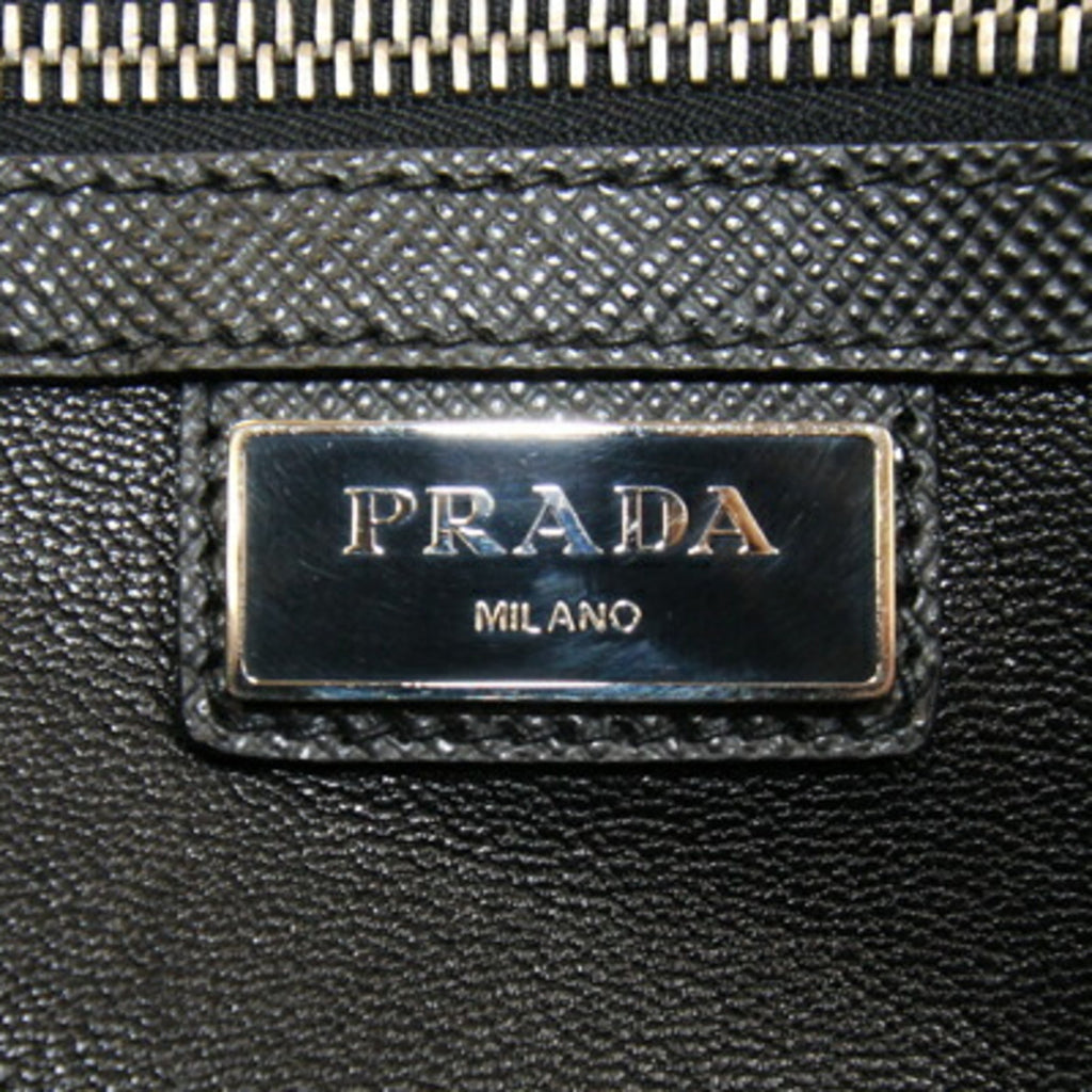 Prada Black Leather Clutch Bag (Pre-Owned)