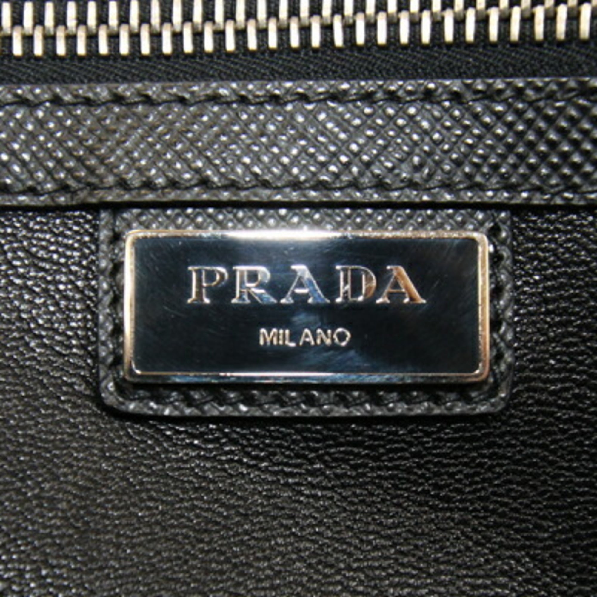 Prada Black Leather Clutch Bag (Pre-Owned)