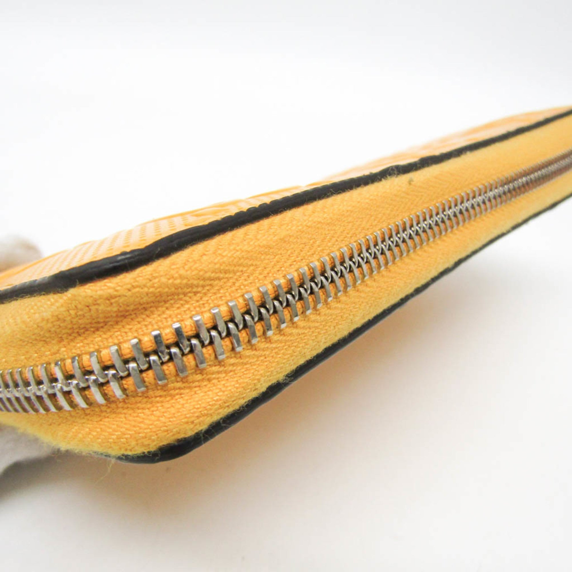 Gucci Yellow Leather Long Wallet (Bi-Fold) (Pre-Owned)