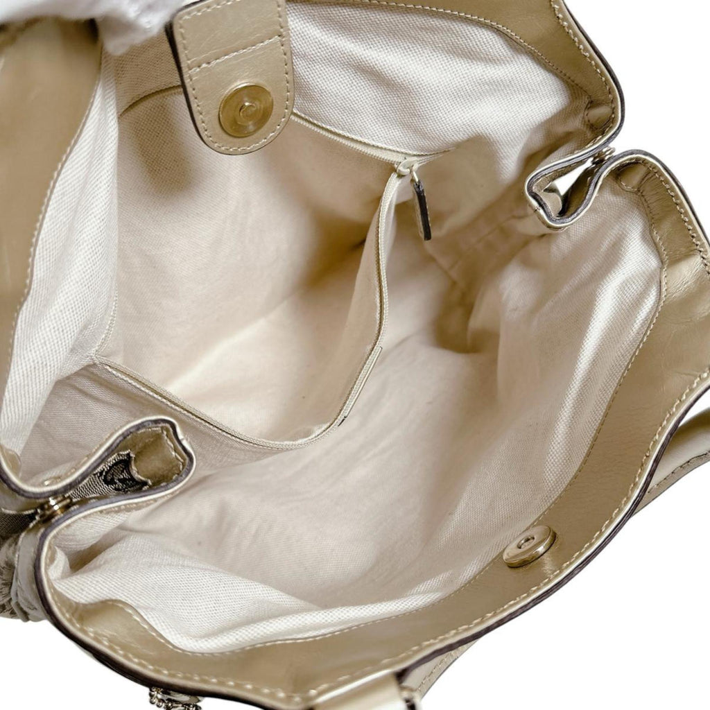Gucci Gg Canvas Beige Gg Canvas Handbag Tote Bag (Pre-Owned)