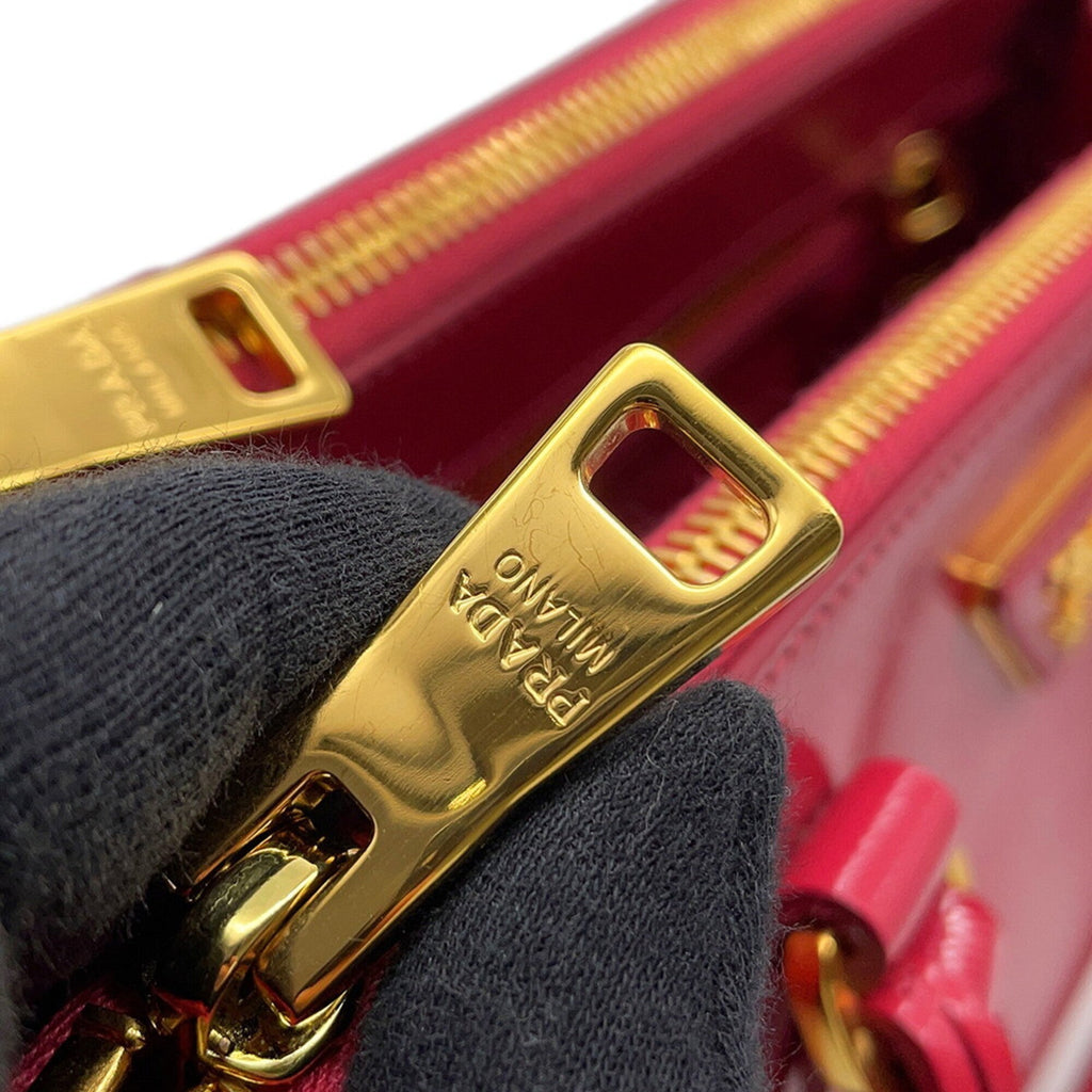 Prada Pink Leather Handbag Shoulder Bag (Pre-Owned)