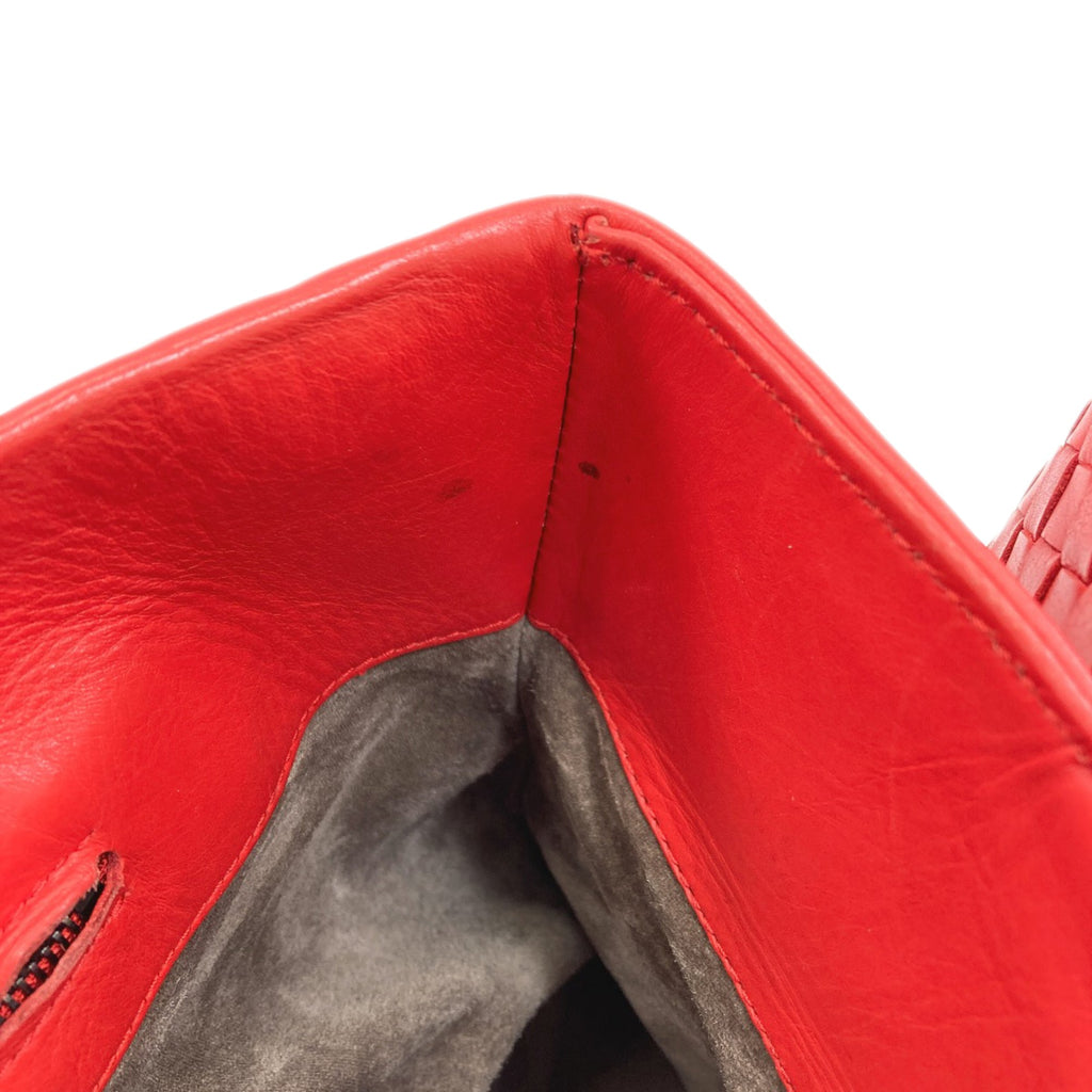 Bottega Veneta Intrecciato Red Color Leather Tote Bag (Pre-Owned)