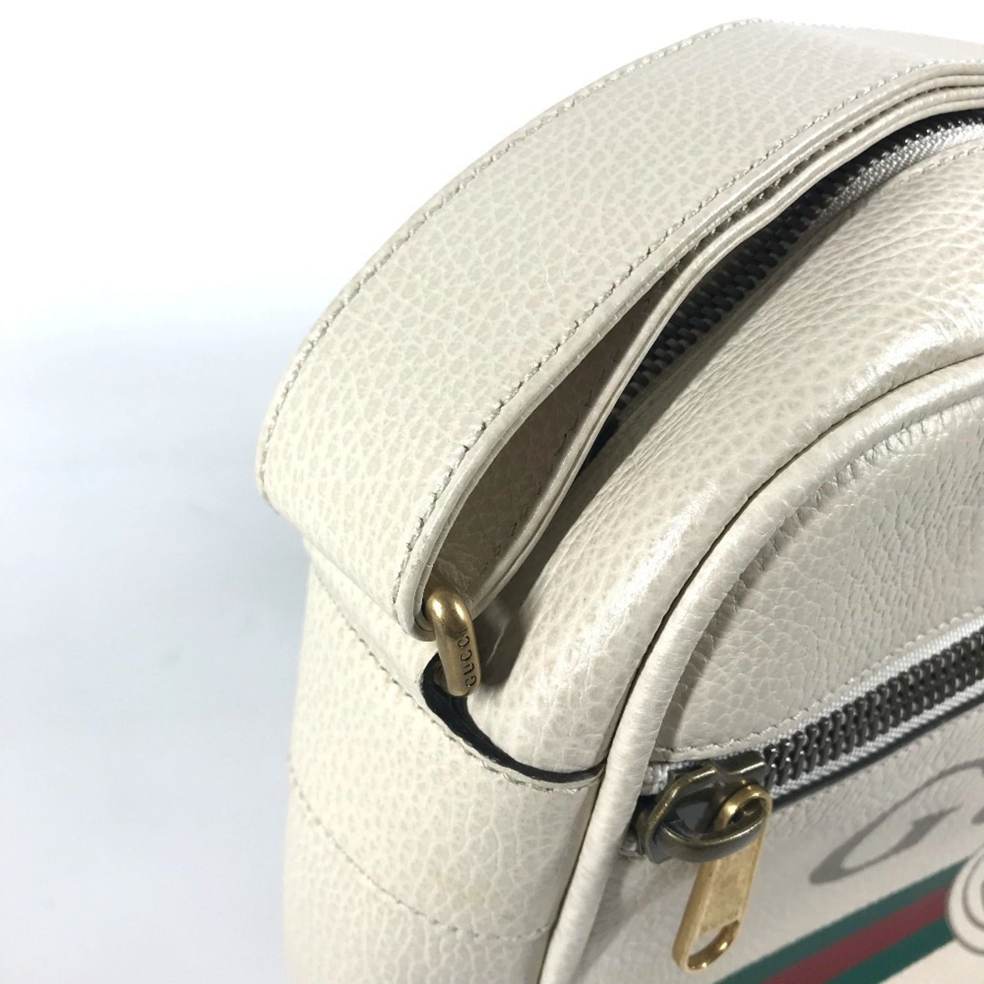Gucci White Leather Messenger Bag Shoulder Bag (Pre-Owned)