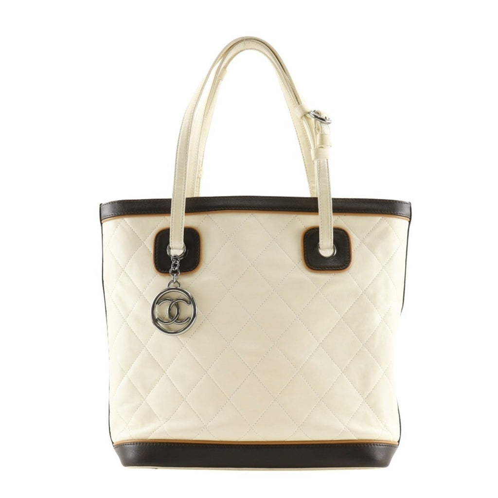 Chanel Ivory Leather Tote Bag (Pre-Owned)
