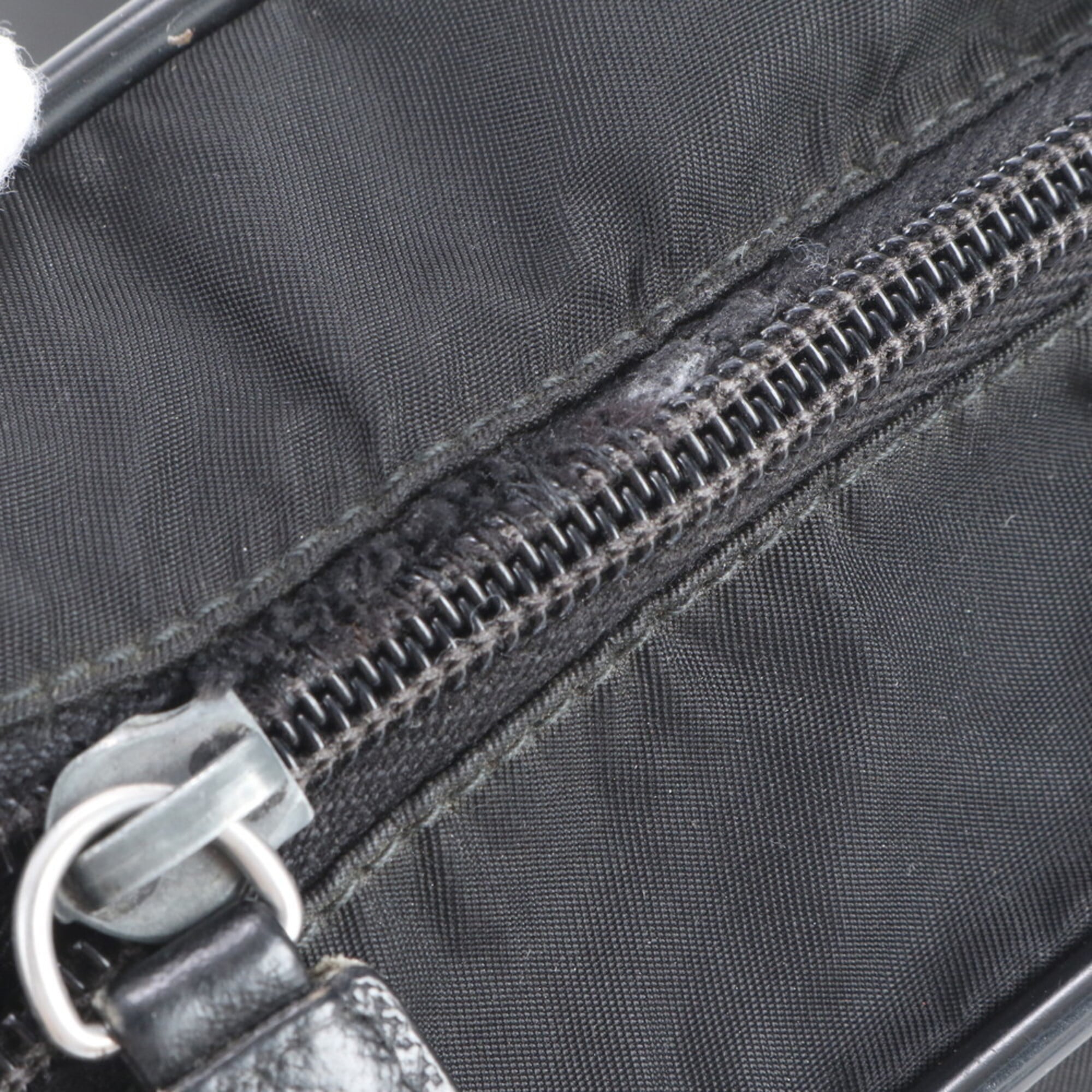 Prada Black White Nylon Shoulder Bag Tote Bag (Pre-Owned)