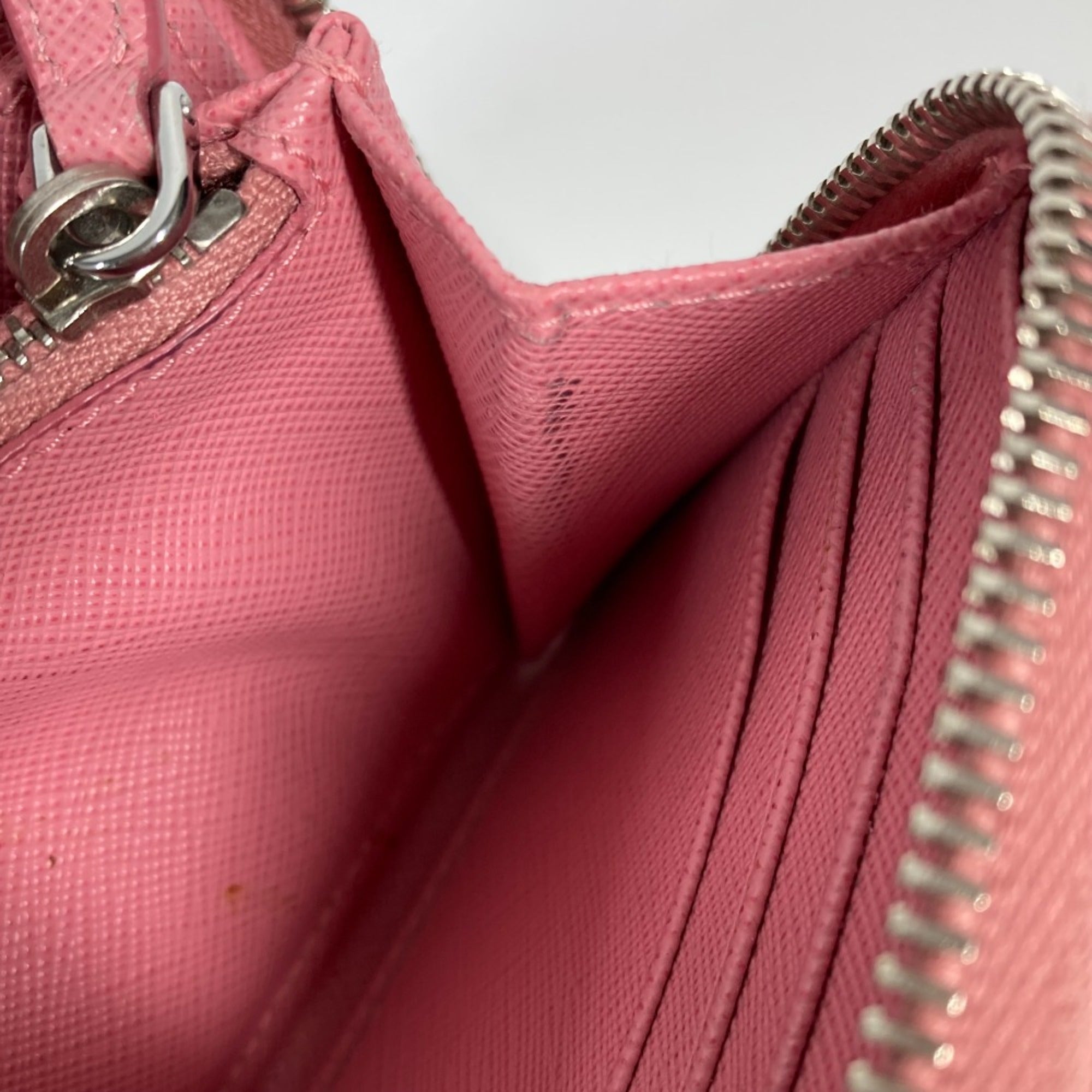 Prada Pink Other Long Wallet (Bi-Fold) (Pre-Owned)
