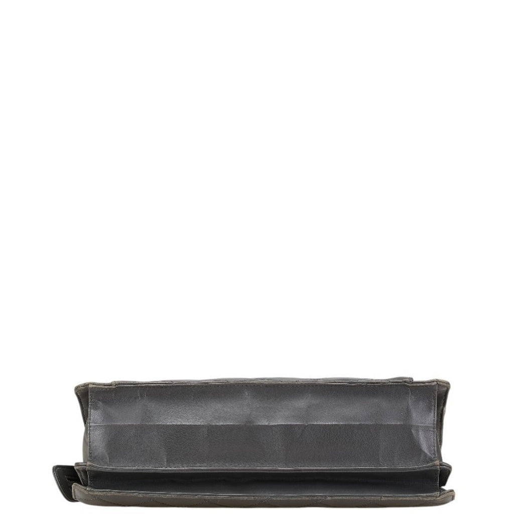 Chanel Gray Leather Shoulder Bag (Pre-Owned)