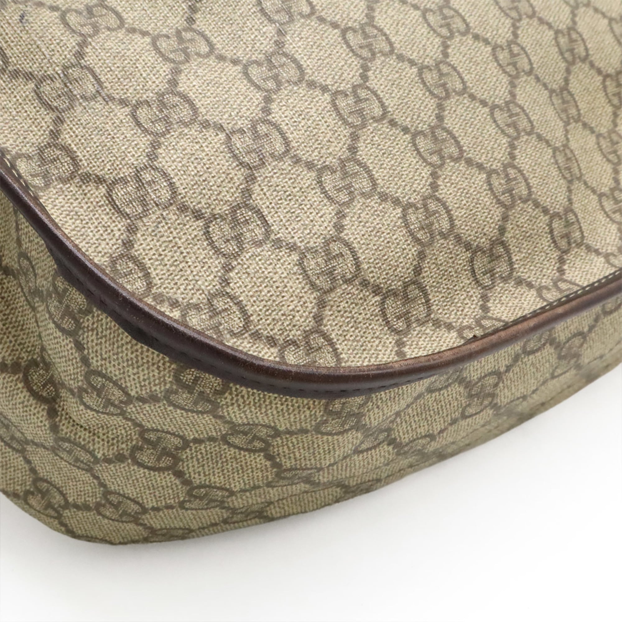 Gucci Gg Plus Beige Gg Supreme Shoulder Bag (Pre-Owned)