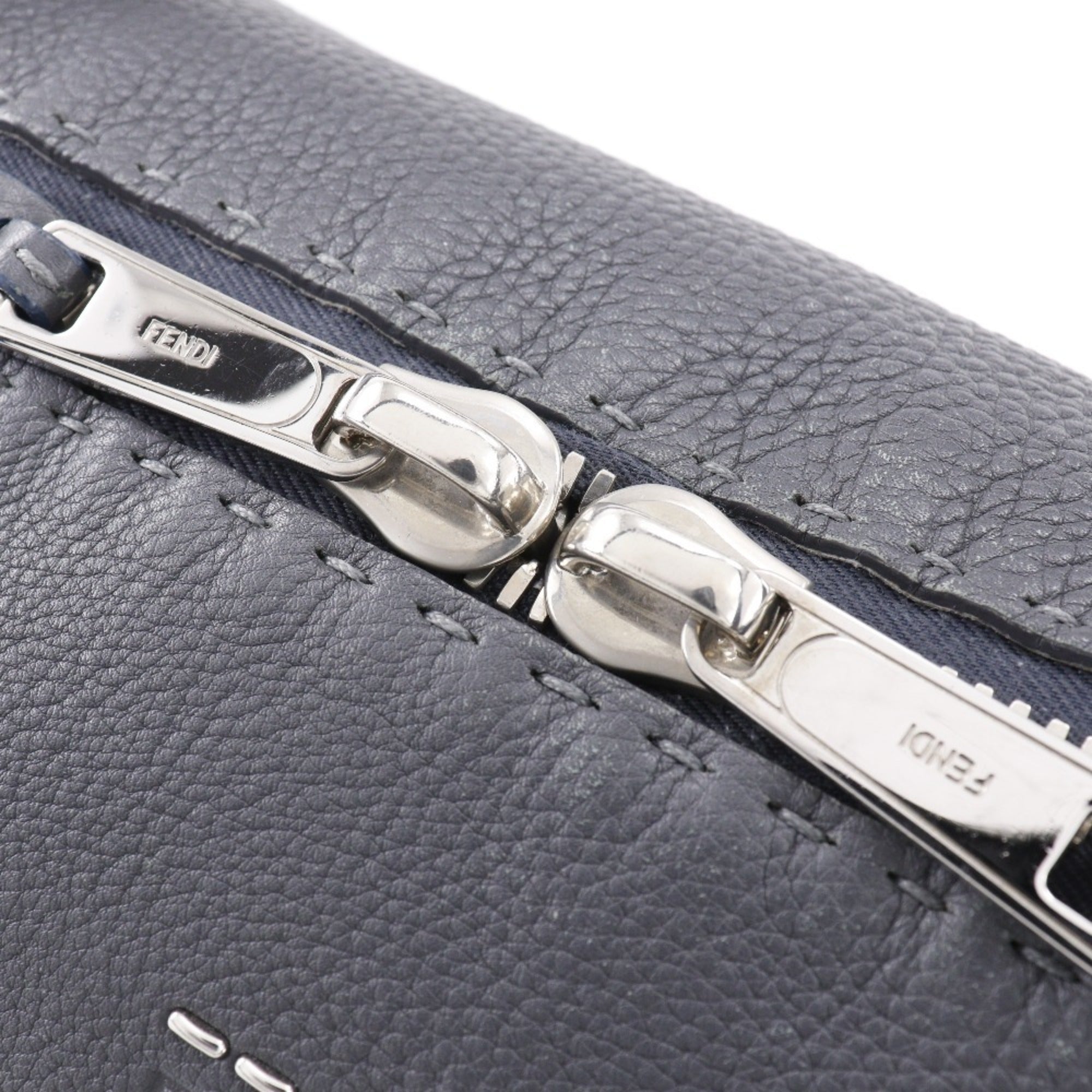 Fendi Gray Leather Handbag (Pre-Owned)