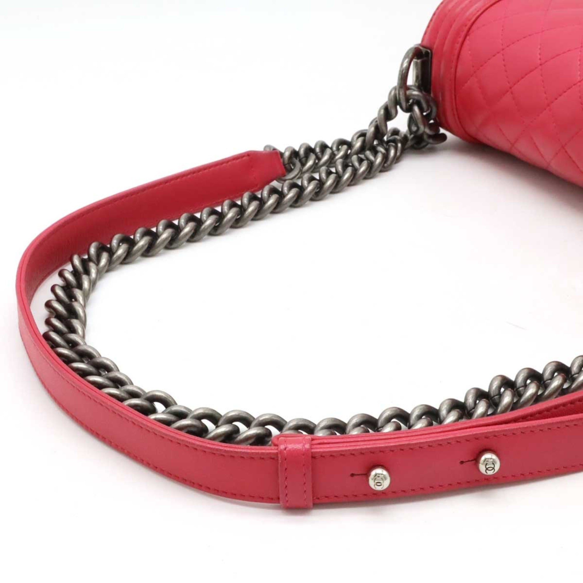 Chanel Pink Grained Calfskin Shoulder Bag (Pre-Owned)