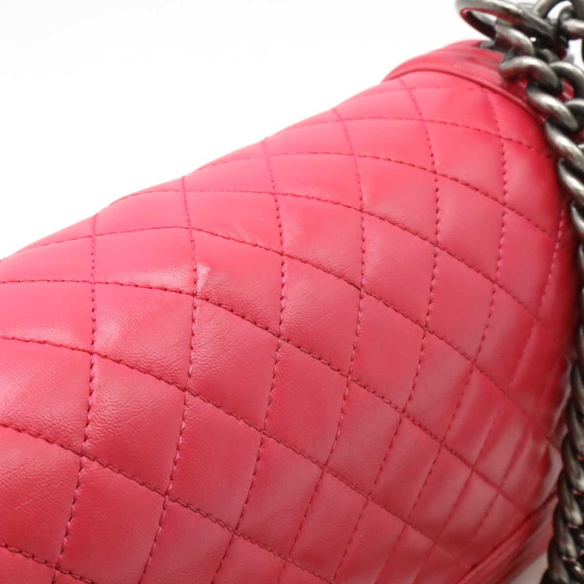 Chanel Pink Grained Calfskin Shoulder Bag (Pre-Owned)