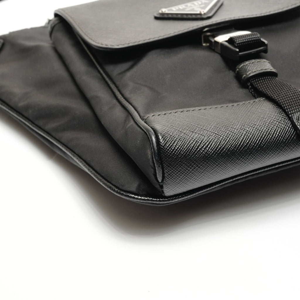 Prada Black Nylon Shoulder Bag (Pre-Owned)
