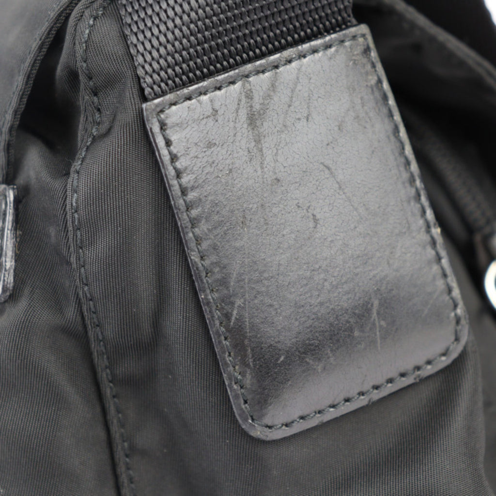 Prada Black Nylon Leather Messenger Bag Shoulder Bag (Pre-Owned)