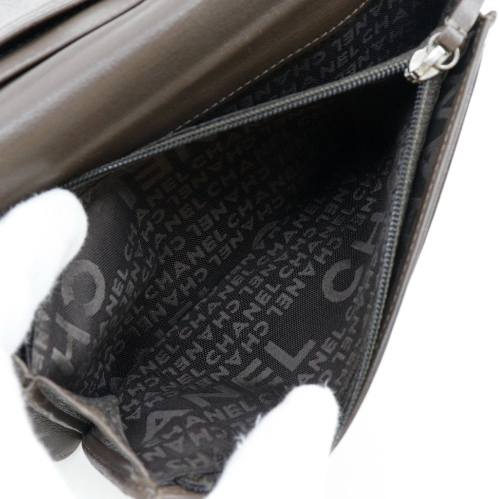 Chanel Bronze Leather Long Wallet (Bi-Fold) (Pre-Owned)