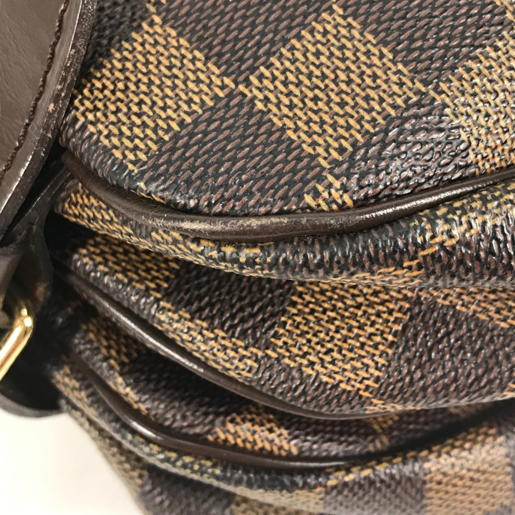 Louis Vuitton Brown Other Shoulder Bag (Pre-Owned)