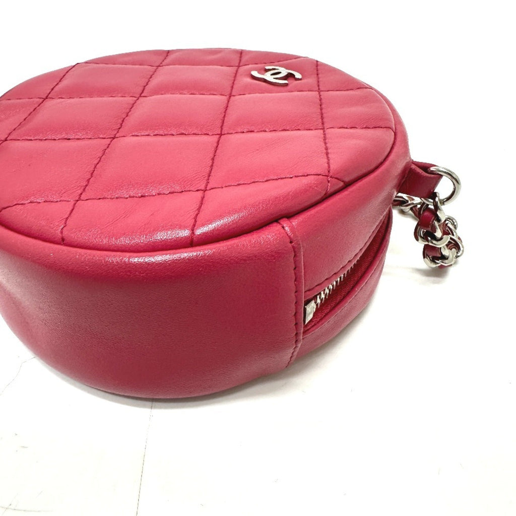 Chanel Leather Shoulder Bag (Pre-Owned)