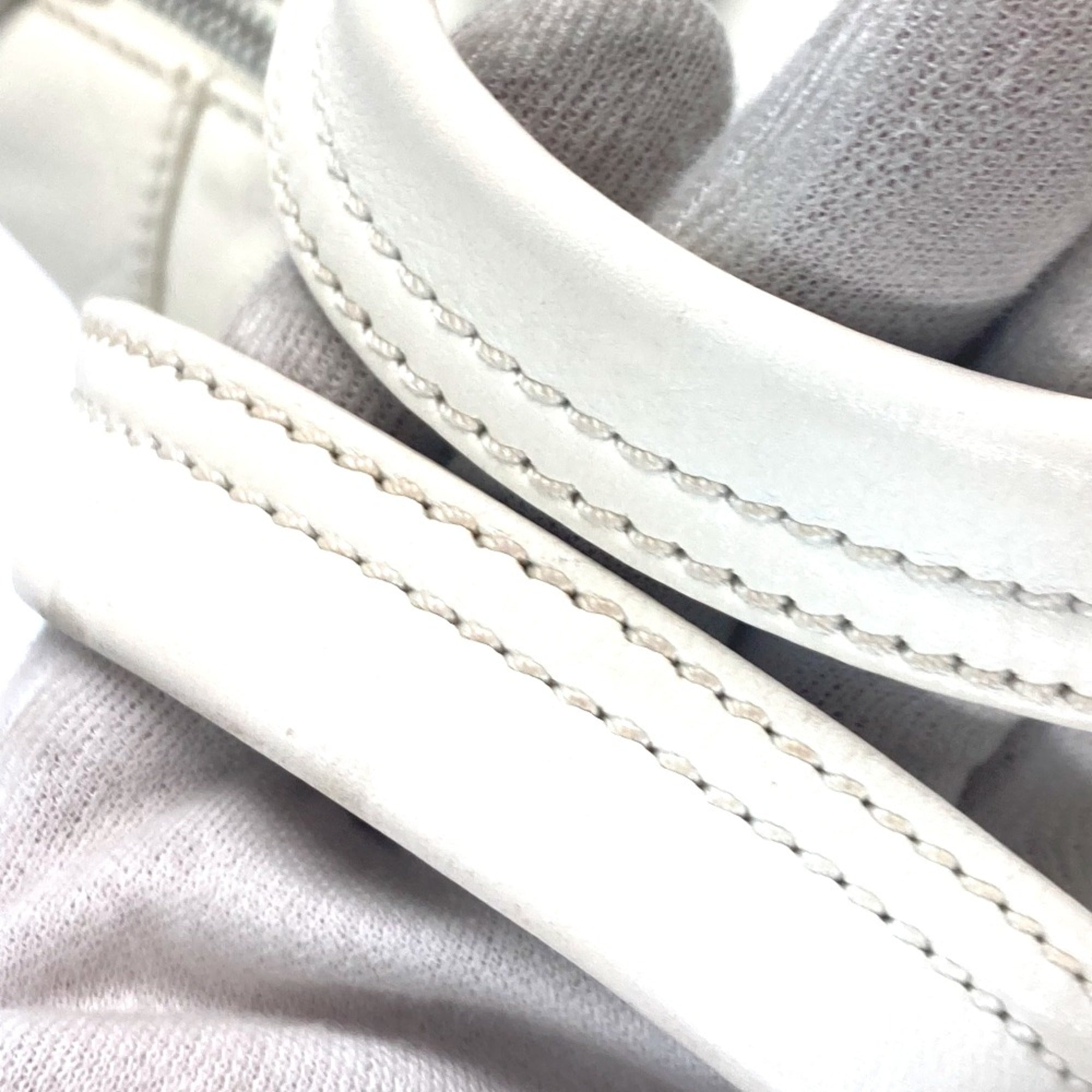 Chanel White Leather Boston Bag (Pre-Owned)