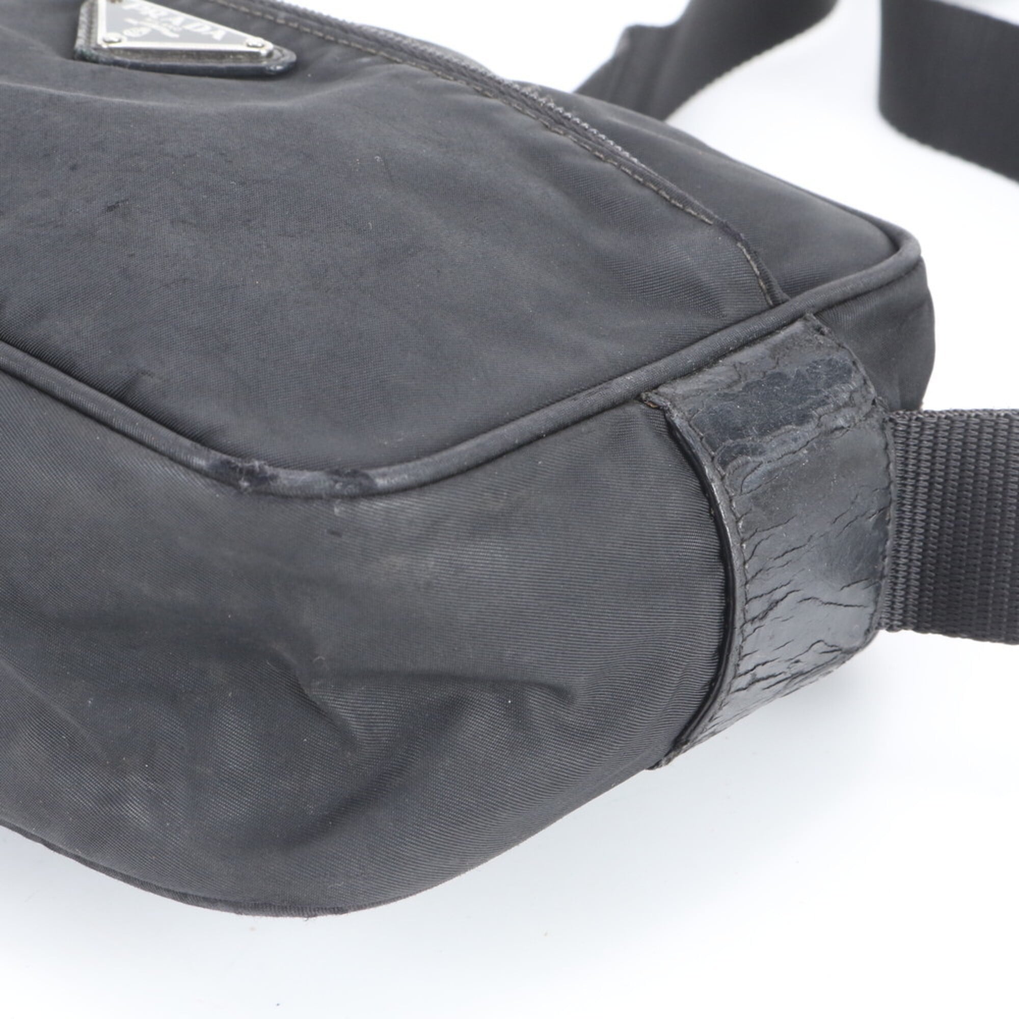 Prada Black Nylon Leather Shoulder Bag (Pre-Owned)