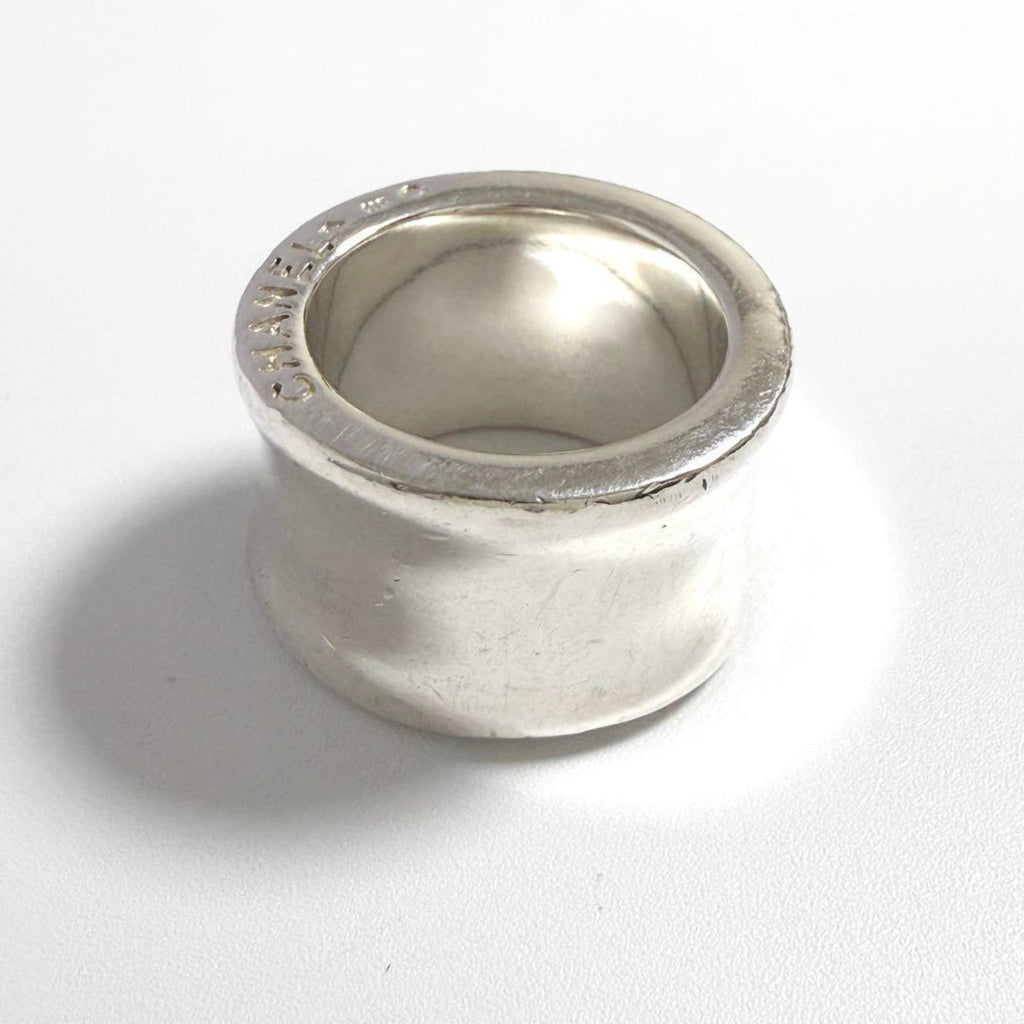 Chanel Silver Silver 925 Band Ring (Pre-Owned)