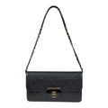 Chanel Black Leather Shoulder Bag (Pre-Owned)