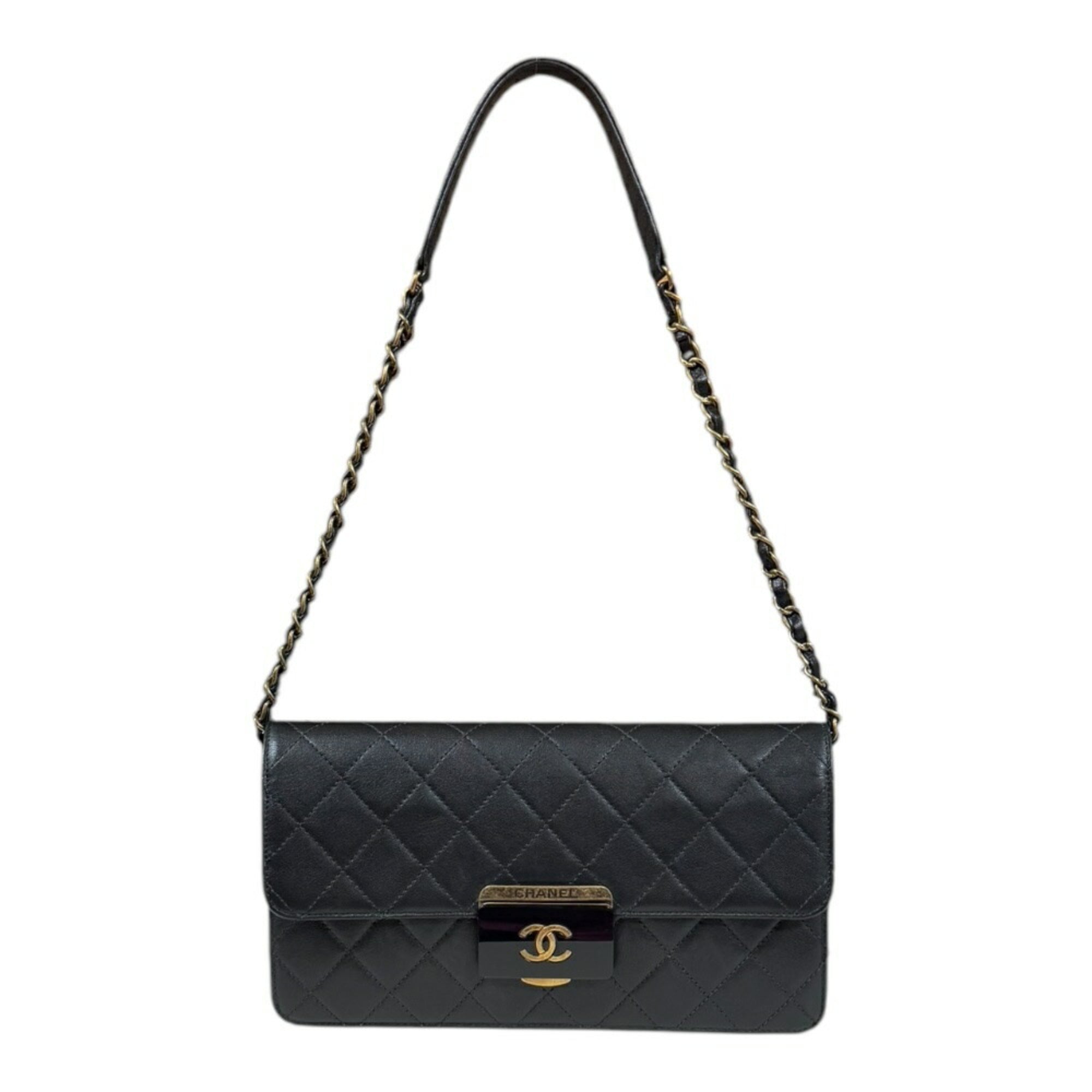 Chanel Black Leather Shoulder Bag (Pre-Owned)
