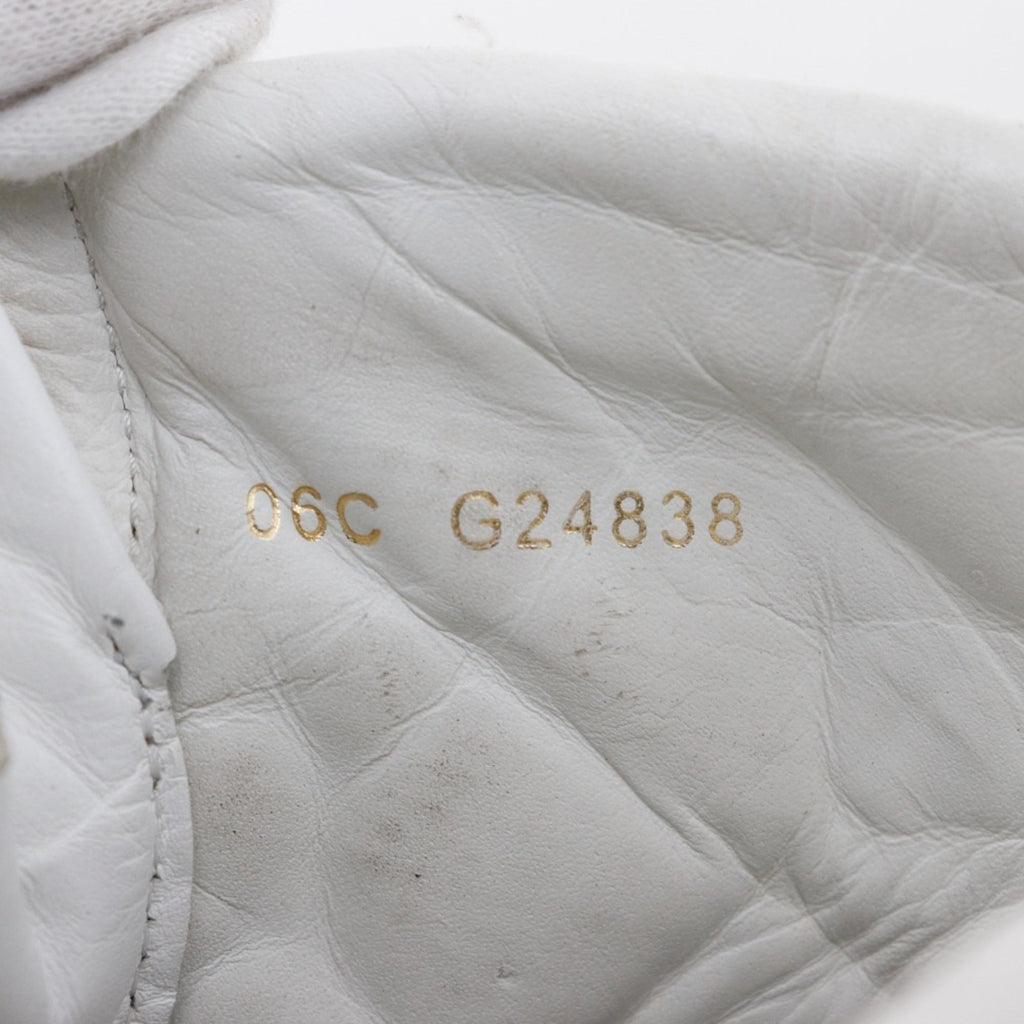 Chanel Beige Sneakers (Pre-Owned)