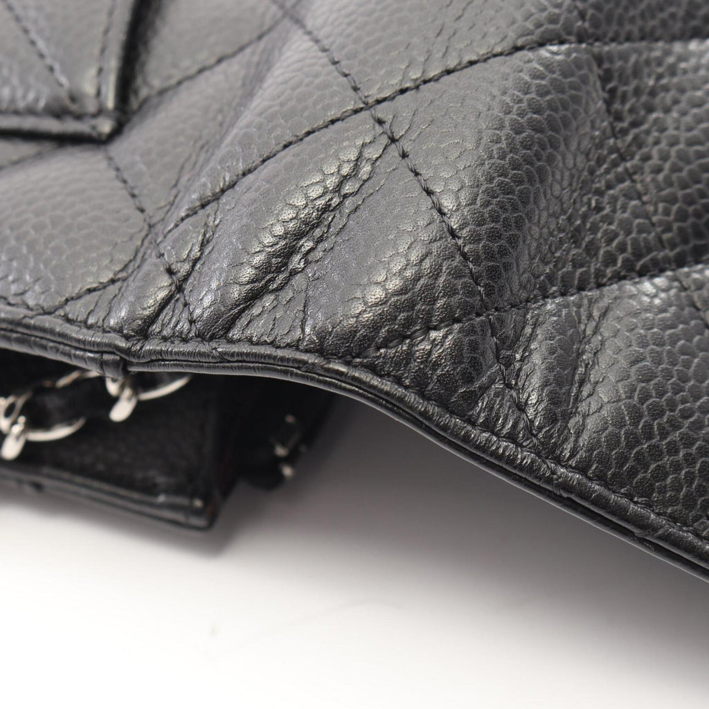 Chanel Black Grained Calfskin Handbag Shoulder Bag (Pre-Owned)