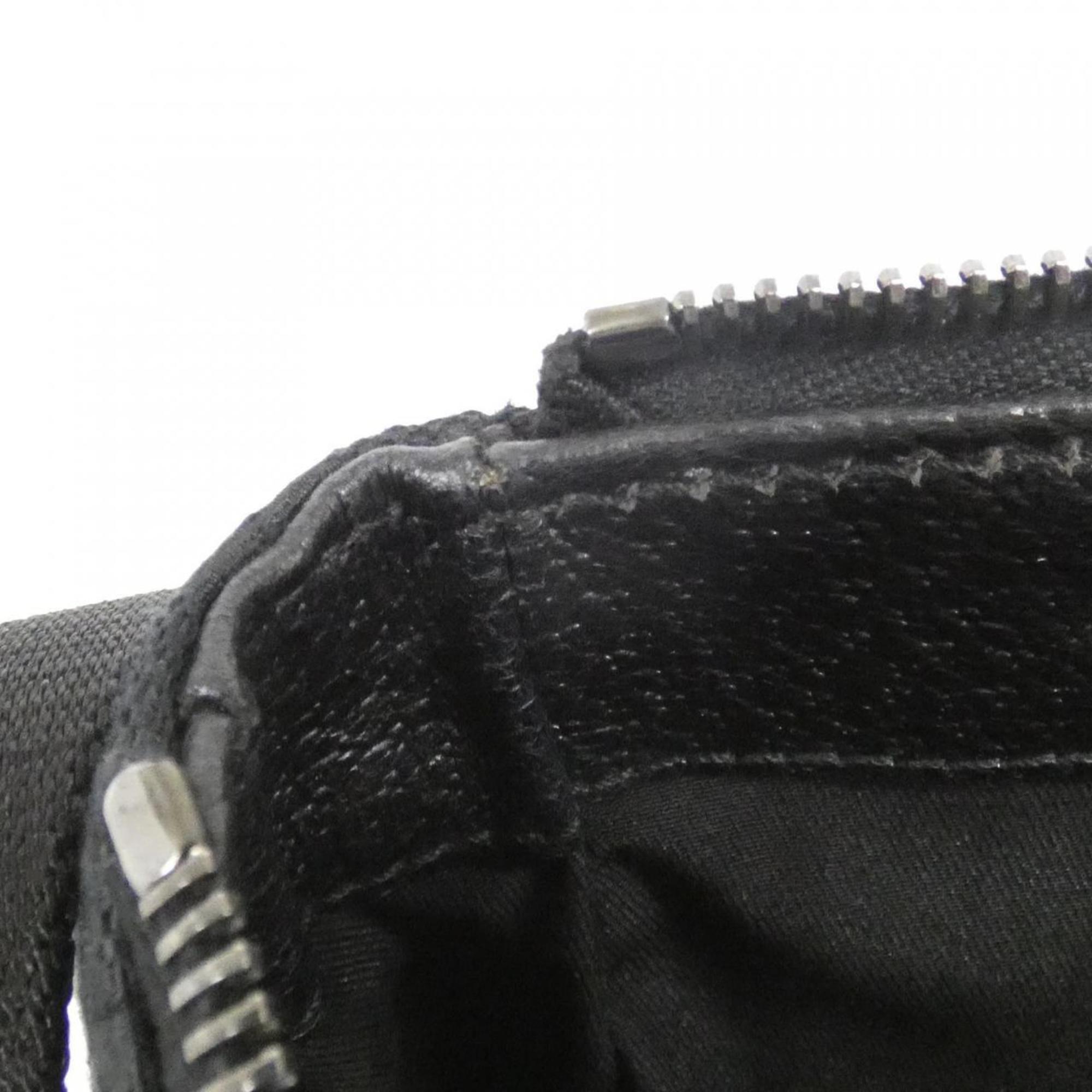 Gucci Black Gg Canvas Shoulder Bag (Pre-Owned)