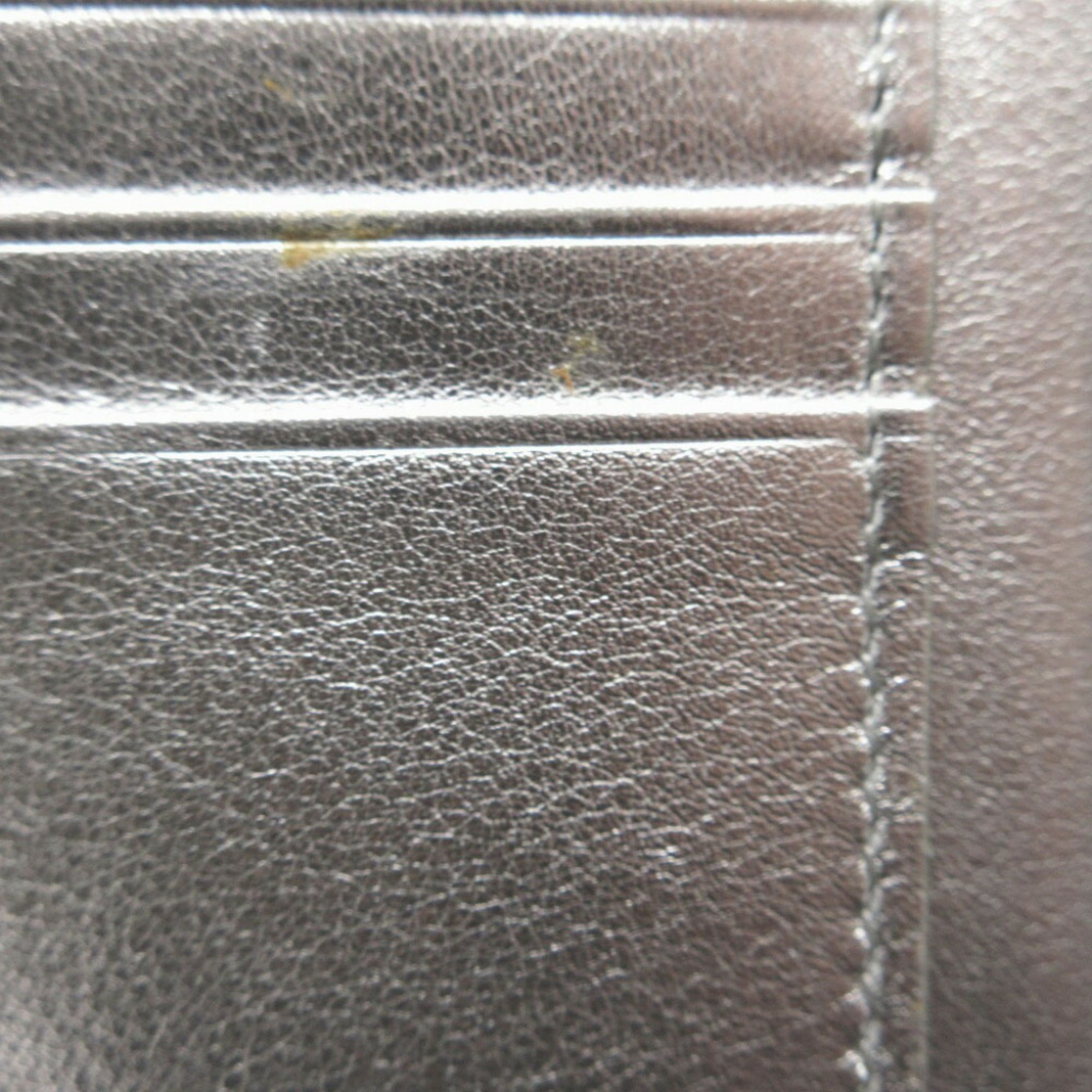 Fendi Silver Leather Wallet (Bi-Fold) (Pre-Owned)