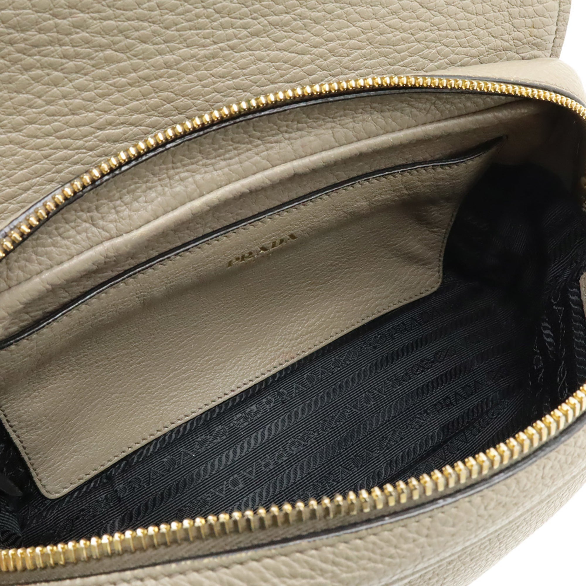 Prada Gray Leather Pochette Shoulder Bag (Pre-Owned)