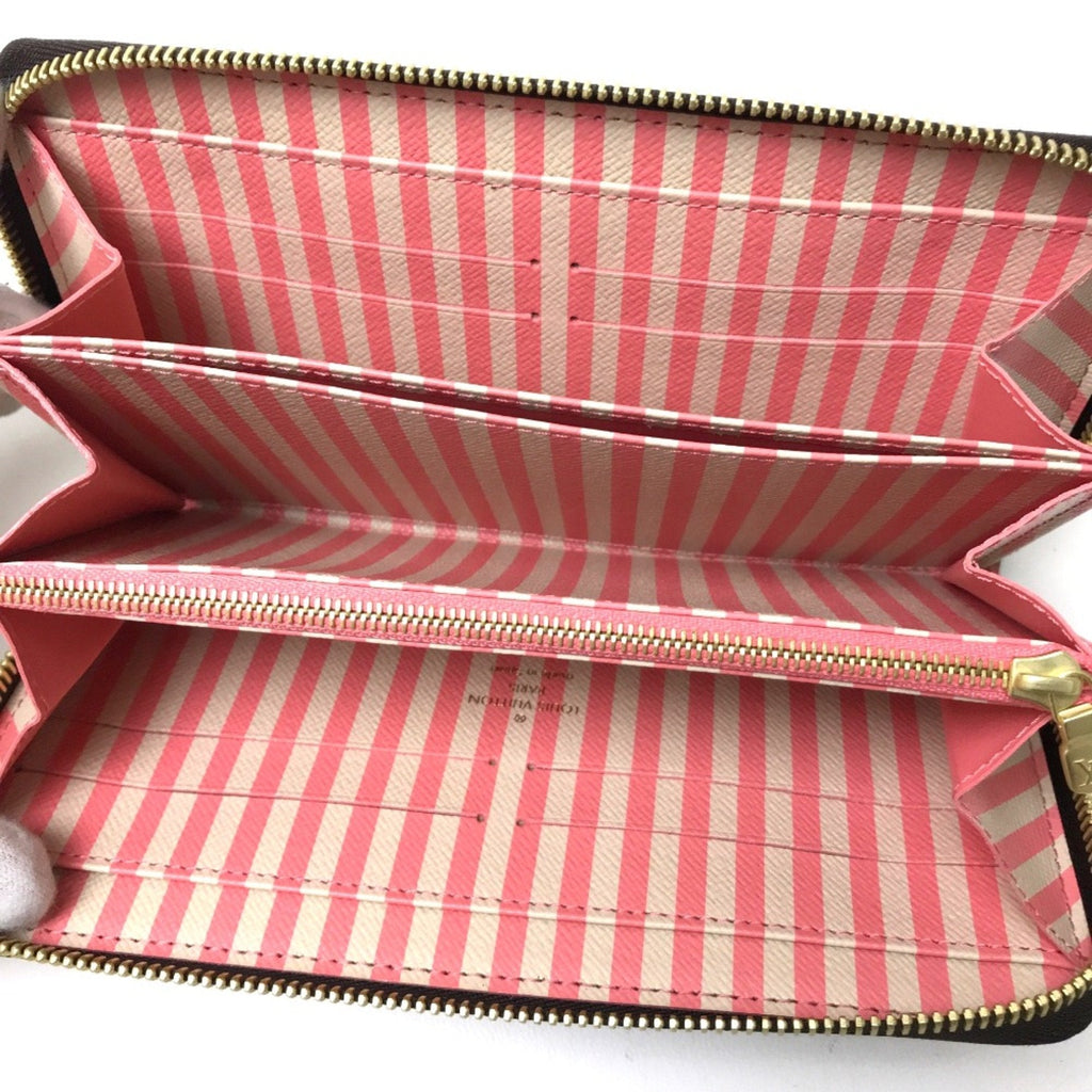 Louis Vuitton Brown Other Long Wallet (Bi-Fold) (Pre-Owned)