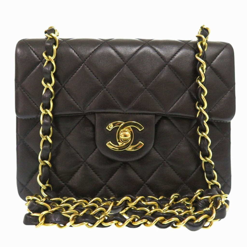 Chanel Black Leather Shoulder Bag (Pre-Owned)