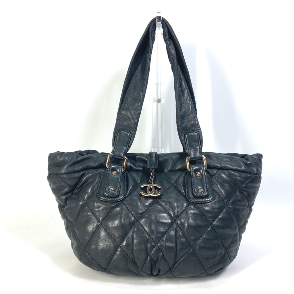Chanel Black Leather Shoulder Bag (Pre-Owned)