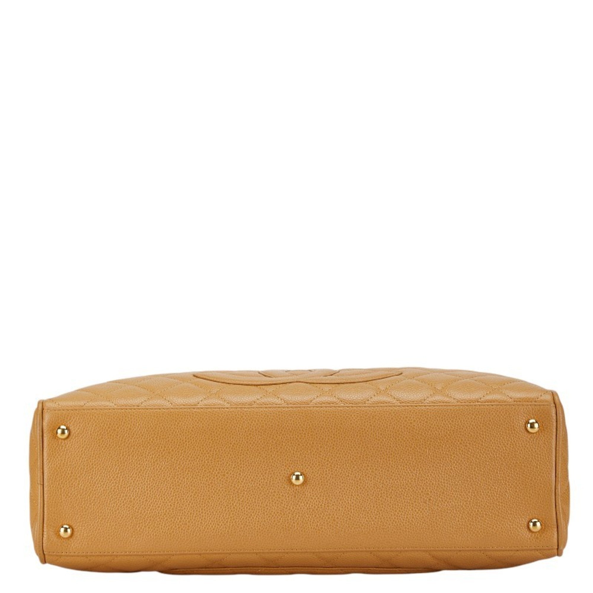 Chanel Beige Caviar Leather Handbag (Pre-Owned)