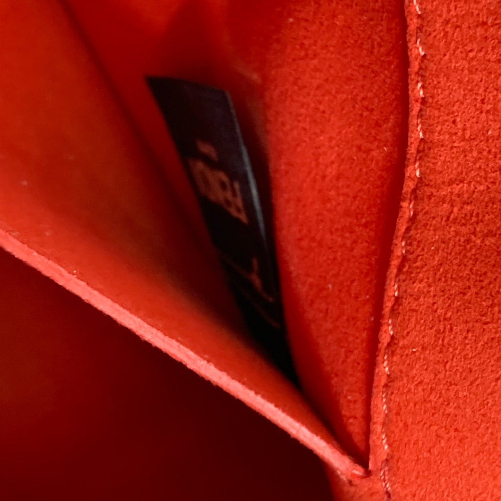 Fendi Red Other Shoulder Bag (Pre-Owned)