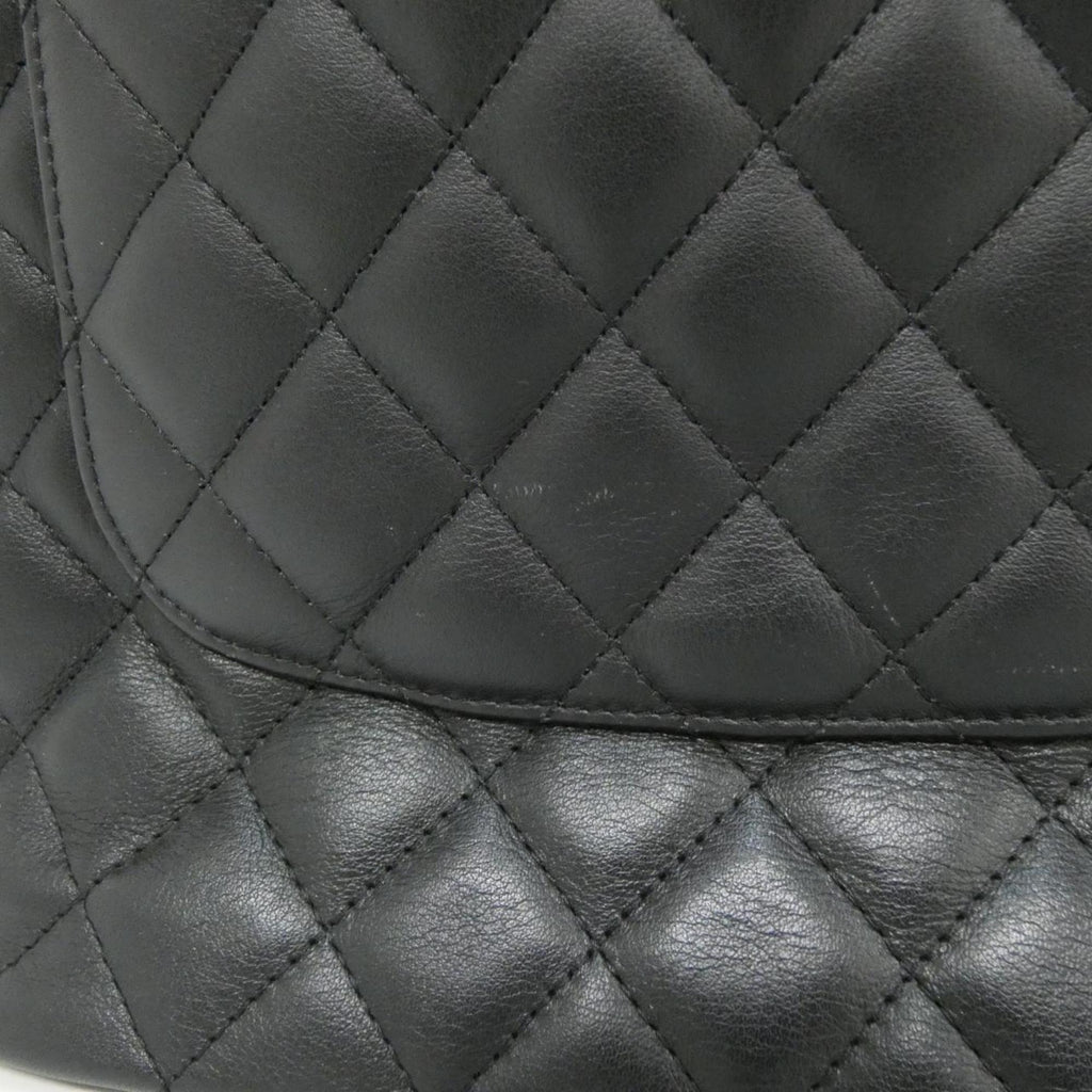 Chanel Black Leather Handbag (Pre-Owned)